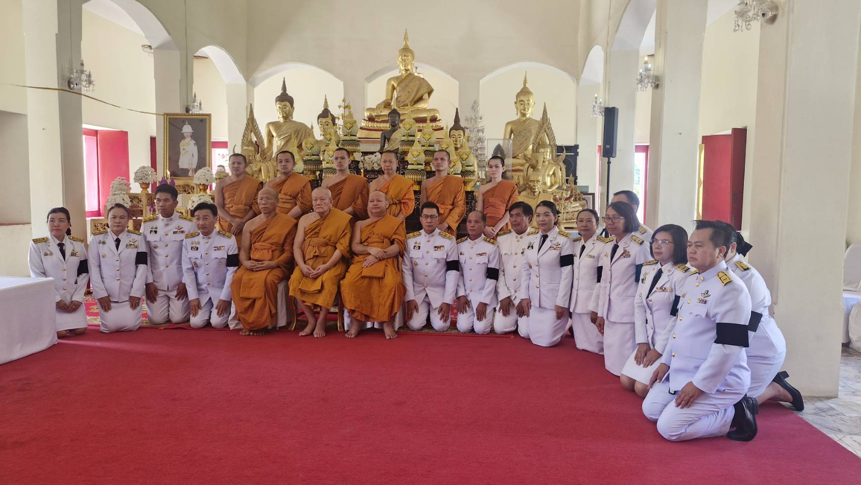 title - ส.ป.ก. ยโสธร ร่วมพิธีทำบุญตักบาตรและพิธีบำเพ็ญกุศล (สัตตมวาร ๗ วัน) เพื่ออุทิศถวายเป็นพระกุศล สมเด็จพระเจ้าลูกเธอ เจ้าฟ้าพัชรกิติยาภา นเรนทิราเทพยวดี กรมหลวงราชสาริณีสิริพัชร มหาวัชรราชธิดา  ณ วัดศรีธรรมาราม (พระอารามหลวง) อำเภอเมืองยโสธร จังหวัดยโสธร